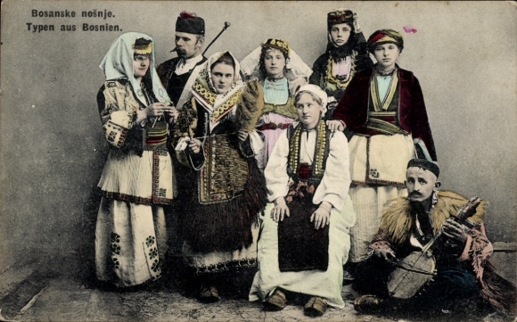 Postcard Bosnia Herzegovina, folk costumes