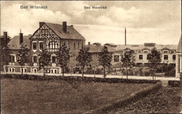 Postcard Bad Wilsnack in der Prignitz, historical building, mud bath, trees, street, sky