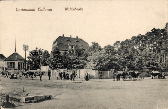 Ak Dresden Hellerau, Tuinstad Bellerau, Waldschänke, gebouwen, paardenkoetsen, mensen