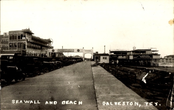 Ak Galveston Texas USA, zeewering, strand
