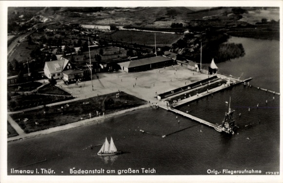 Postcard Ilmenau in Thuringia, aerial photograph of the bathing establishment at the large pond