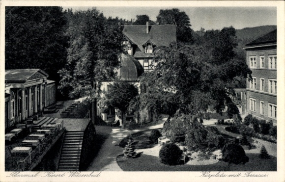 Ak Thermalbad Wiesenbad im Erzgebirge, Thermal-Kurort  Gartenansicht, historische Gebäude, Erz...