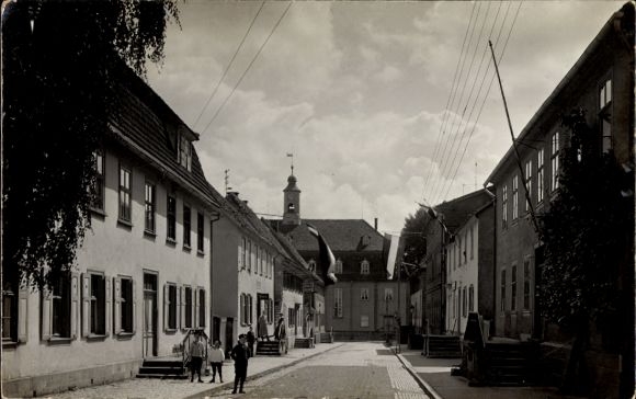 KP Neudietendorf w Turyngii, Bahnhofstraße