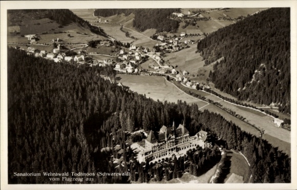 Ak Todtmoos in het Zwarte Woud, Wehrawald Sanatorium, luchtfoto