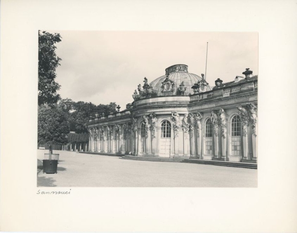 1 beautiful album with 8 photographs of Potsdam, E. Trepte, various black and white views