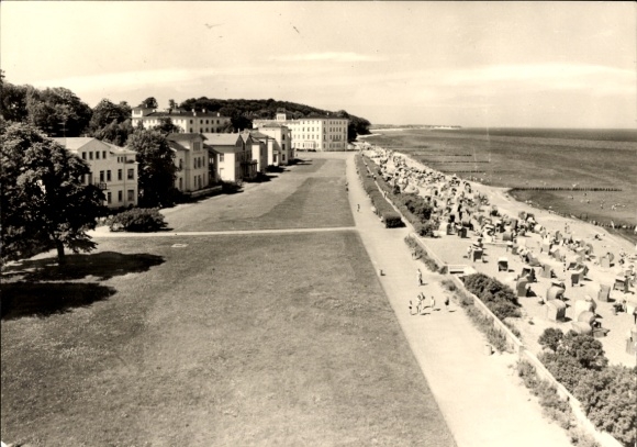 Postcard Seebad Heiligendamm Bad Doberan, beach promenade, buildings, beach chairs, people, trees