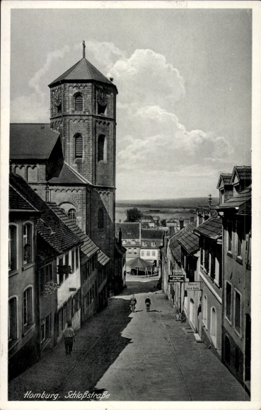 Postcard Homburg in the Saarpfalz district, view of Schlossbergstraße, bakery Jakob Rubla, church tower