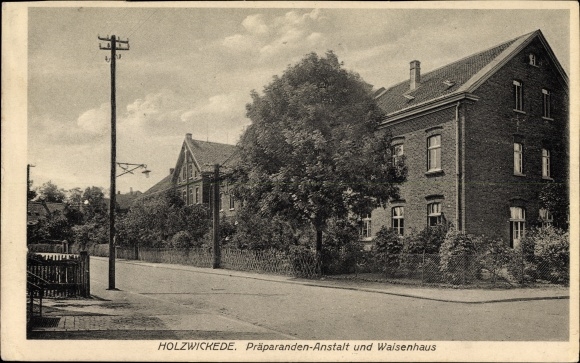 Postcard Holzwickede in the Ruhr area of North Rhine-Westphalia, preparation institute and orphanage