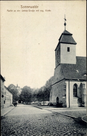 Postcard Sonnewalde in Lower Lusatia, part on Schlossstrasse with Protestant church