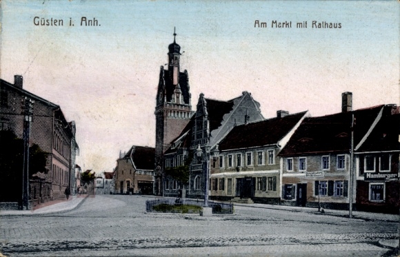 Ak Güsten in Anhalt, Am Markt mit Rathaus