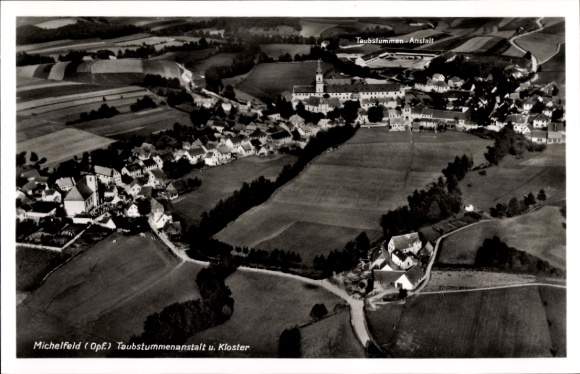 Ak Michelfeld Auerbach in der Oberpfalz Bayern, Fliegeraufnahme