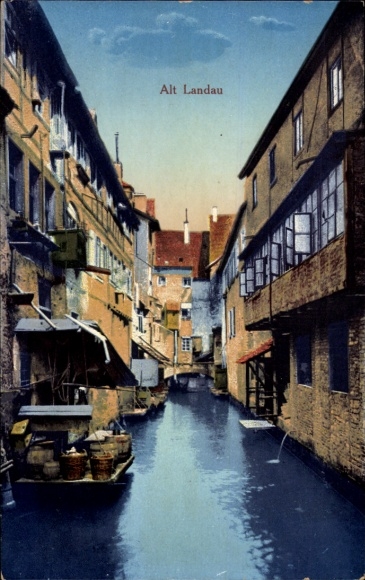 Postcard Landau in der Pfalz, canal section with rear view of the houses