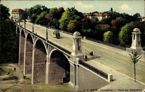 PC Lausanne Kt. Vaud Switzerland, Pont de Chaudron, viaduct, tram