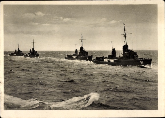 Ak Deutsche Kriegsschiffe, Torpedoboote in voller Fahrt, Kriegsmarine