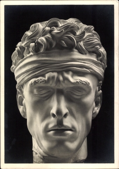 Postcard sculpture by Arno Breker, detail of wounded