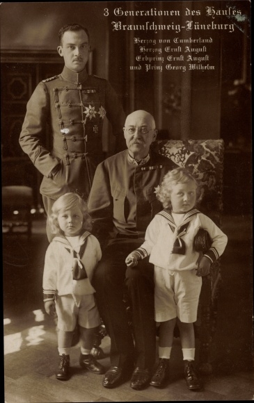Postcard 3 generations of the House of Brunswick Lüneburg, Duke Ernst August