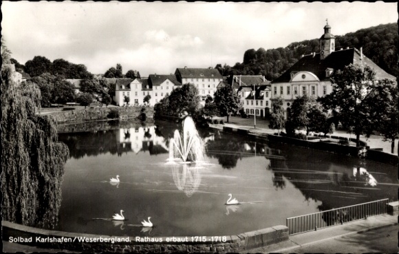 Postcard Bad Karlshafen on the Weser, town hall, swan pond
