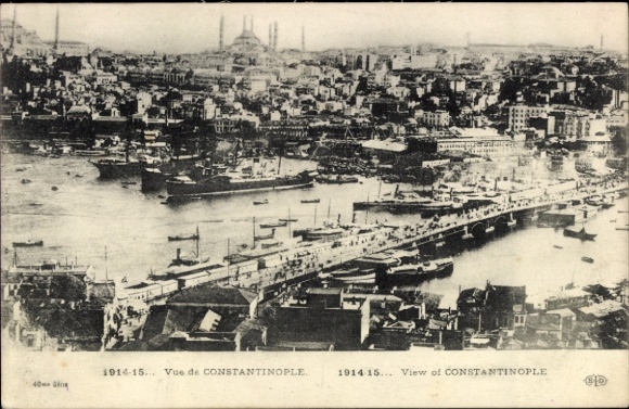Ak Konstantinopel Istanbul Türkei, Blick auf  Schiffe im Wasser, Stadtansicht,  Aufnahme