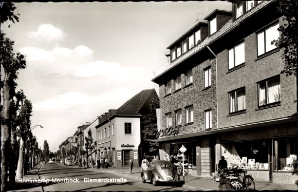 Postcard Meerbeck Rheinkamp Moers am Niederrhein, Bismarckstrasse, shops