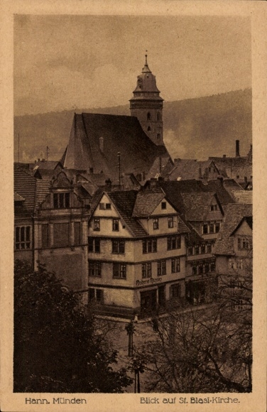 Postcard Hann. Münden in Lower Saxony, view of St. Blasi Church, buildings, old town view