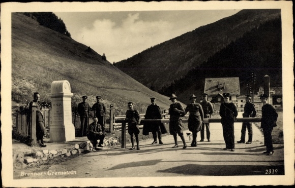 KP Tirol, Południowy Tyrol, Passo Brennero, Przełęcz Brenner, granica, kamień graniczny, bariera, celnicy
