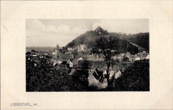Ak Landstuhl in der Pfalz, Stadtansicht von Landstuhl mit der Burg Nanstein.