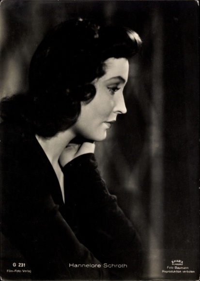 Ak actrice Hannelore Schroth, profielweergave