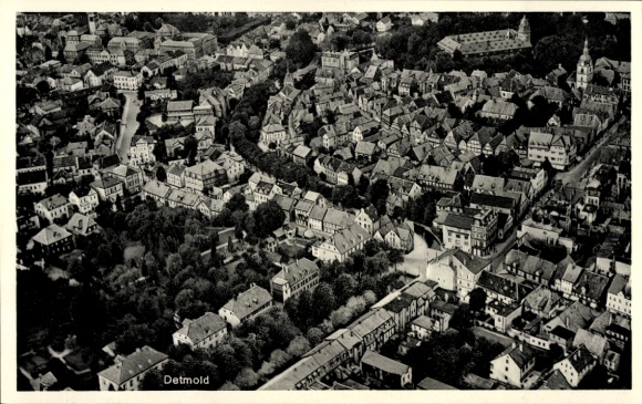 Ak Detmold Teutoburger Wald, Donoper Teich, Luftaufnahme von  viele Häuser, Bäume, Stadtansicht