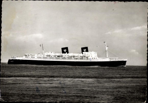 Postcard passenger express steamer Hanseatic of the Hamburg Atlantic Line