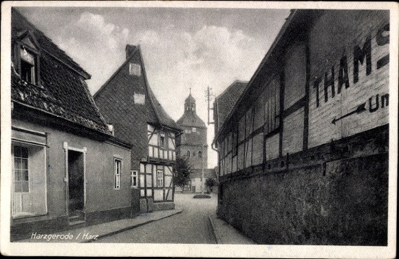Ak Harzgerode am Harz, Stadtansicht, alte Gebäude, Straßenansicht, Turm
