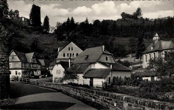 KP Höhr Grenzhausen w Westerwald, Grenzau z widokiem na zamek