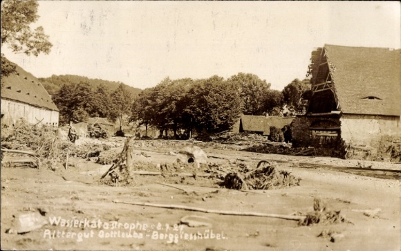 foto Berggiesshübel in Saksen, landhuis Gottleuba, waterramp in 1927