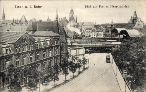 Postcard Essen in the Ruhr area, view of the post office and main station, tram