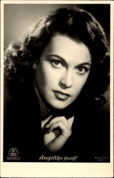 KP aktorka Angelika Hauff, portret