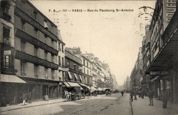 Postcard Paris XI, Rue du Faubourg Saint Antoine