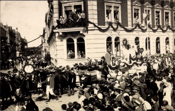 Foto Ak Bischofswerda in Sachsen, Fest, Festzug