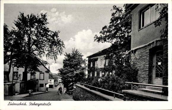 Ak Lüdenscheid im Märkischen Kreis, Schloss Oedenthal,  Stabergerstraße, Häuser, Bäume, Straße...