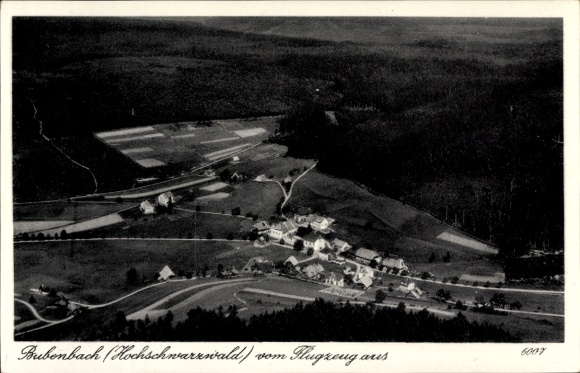 Ak Bubenbach Eisenbach im Hochschwarzwald, Landschaftsaufnahme, Flugzeugansicht, Schwarz-Weiß-Fot