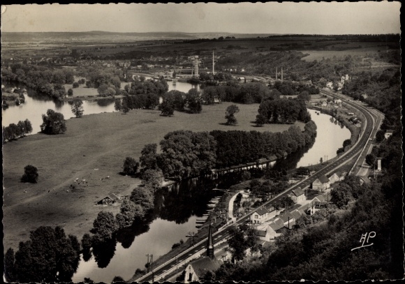 Postcard Jeufosse Yvelines, View of the Seine and Bonnieres
