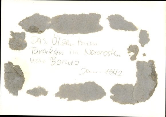 Zdjęcie Heinrich Hoffmann, Tarakan na wyspie Borneo w Indonezji, ośrodek naftowy Tarakan, styczeń 1942 r.