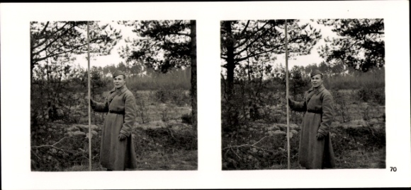Stereo spatial image photo "The Leader's Soldiers in the Field" No. 70 Russian soldier, demarcation line