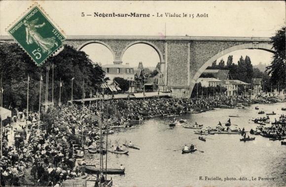 Ak Nogent sur Marne Val de Marne, Viadukt, Zuschauer, Boote, 15. August