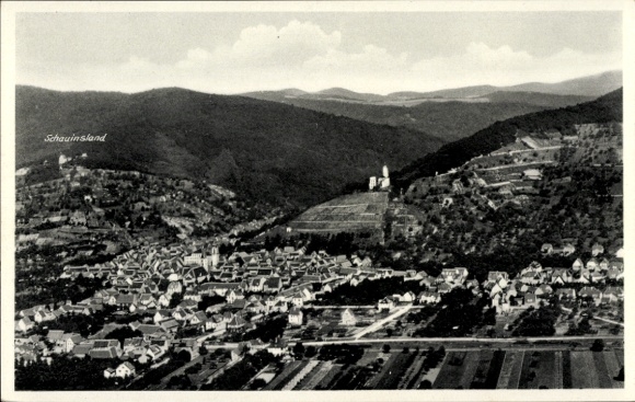 Ak Schriesheim an der Bergstraße, Luftaufnahme von  Blick auf Weinberge, Berge im Hintergrund