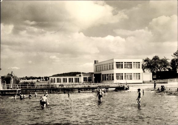 KP Sternberg w Meklemburgii na Pomorzu Przednim, Bad, konsumpcyjna restauracja na plaży