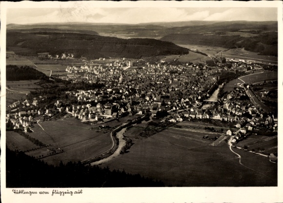 Postcard Hüttlingen in Württemberg, aerial view of many houses, green landscape