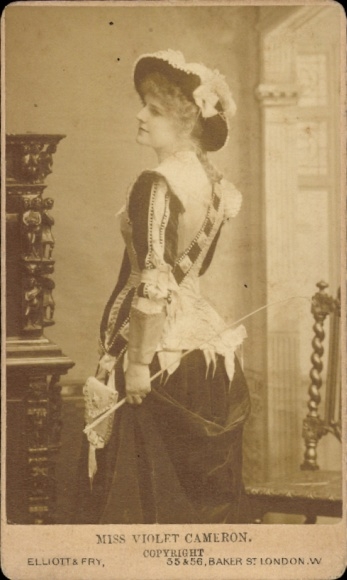 CdV Schauspielerin Violet Cameron, Porträt