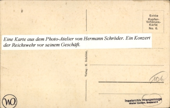 Postcard Nordseebad Wangerooge Ostfriesland, concert of the Reichswehr in front of the photo shop Hermann Schröder