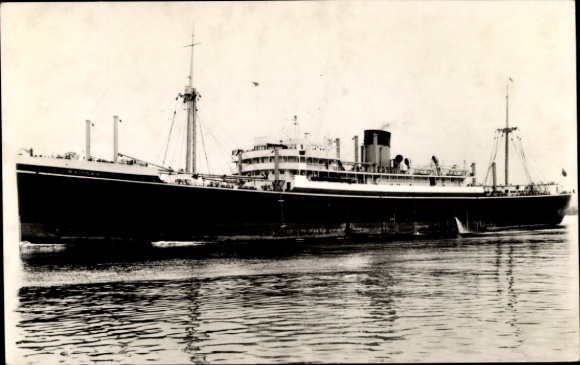 Ak Stoomschip Waipawa van de Shaw Savill Line, op volle snelheid