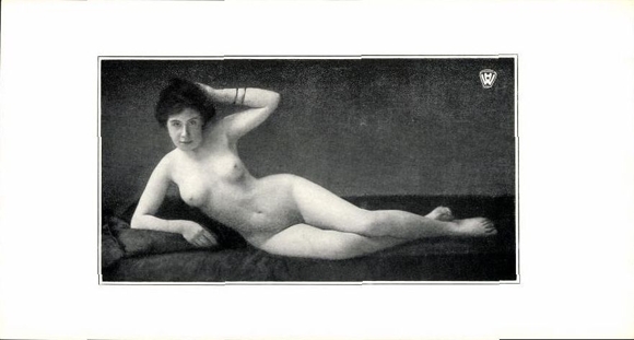 Art Nouveau Album "WITHOUT FASHION" 20 FEMALE NUDE STUDIES FROM NATURE IN HELIOGRAVURE FOR ARTISTS