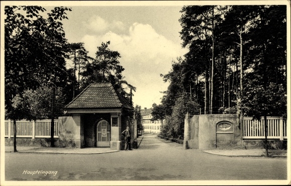 Postcard Coswig in Saxony, Wettinstift, main entrance